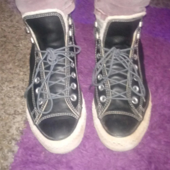 Converse All Star Black Leather High Top, Fuzzy Sherpa Liner  8 men/10 women - Picture 3 of 11